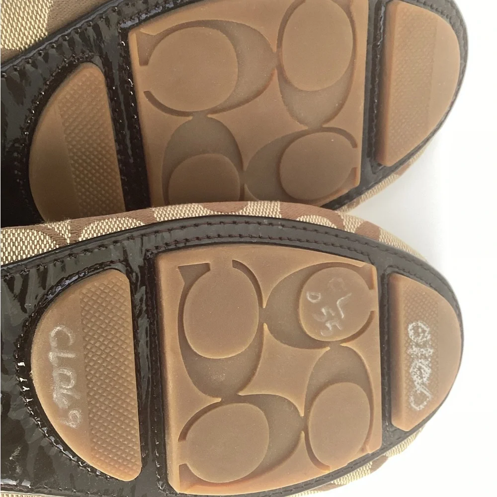 Coach Isabelle Flats size 9.5B. Brand New - Picture 3 of 12